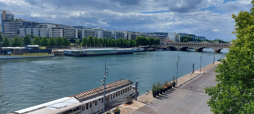 Quartier de Bercy